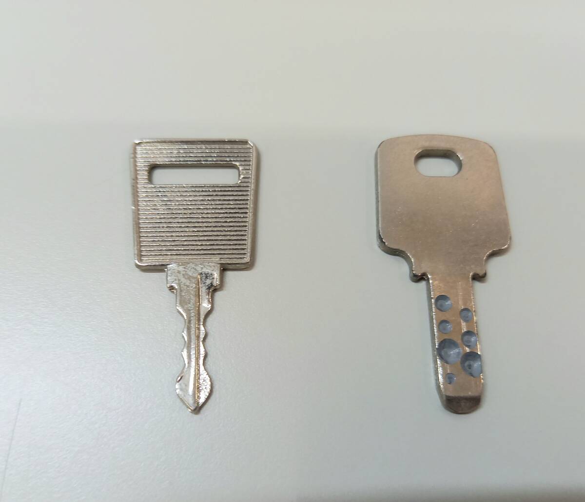 引取限定】初代 押忍番長 4号機 スロット実機 スウィートVer ドアキー