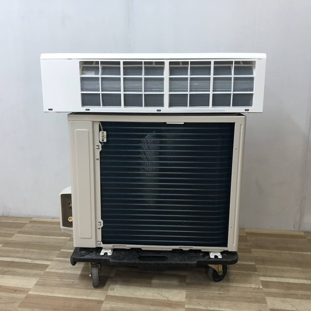 エアコン 6畳 IRIS OHYAMA アイリスオーヤマ IPF-2202S-W + IPR-2202S