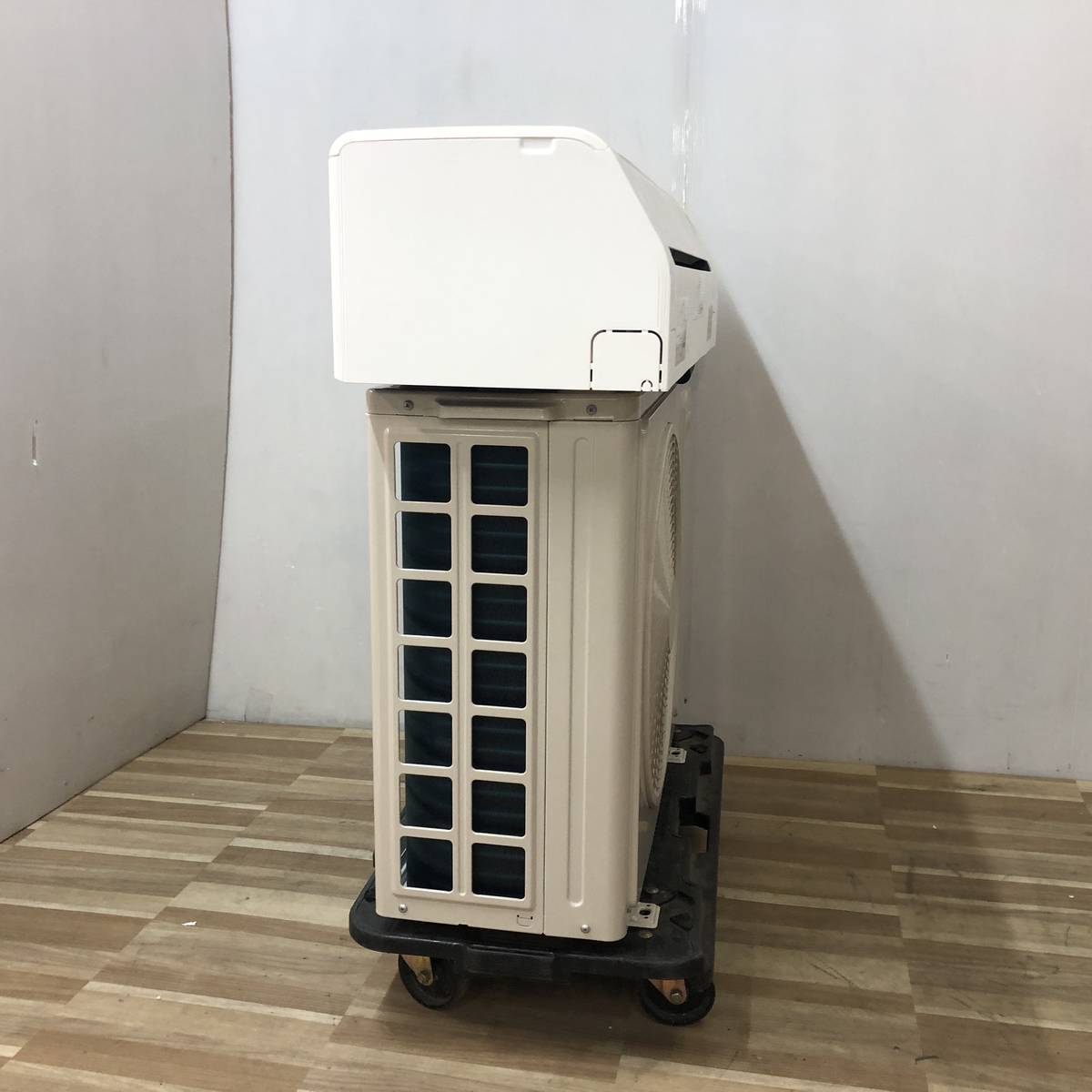 エアコン 6畳 IRIS OHYAMA アイリスオーヤマ IPF-2202S-W + IPR-2202S
