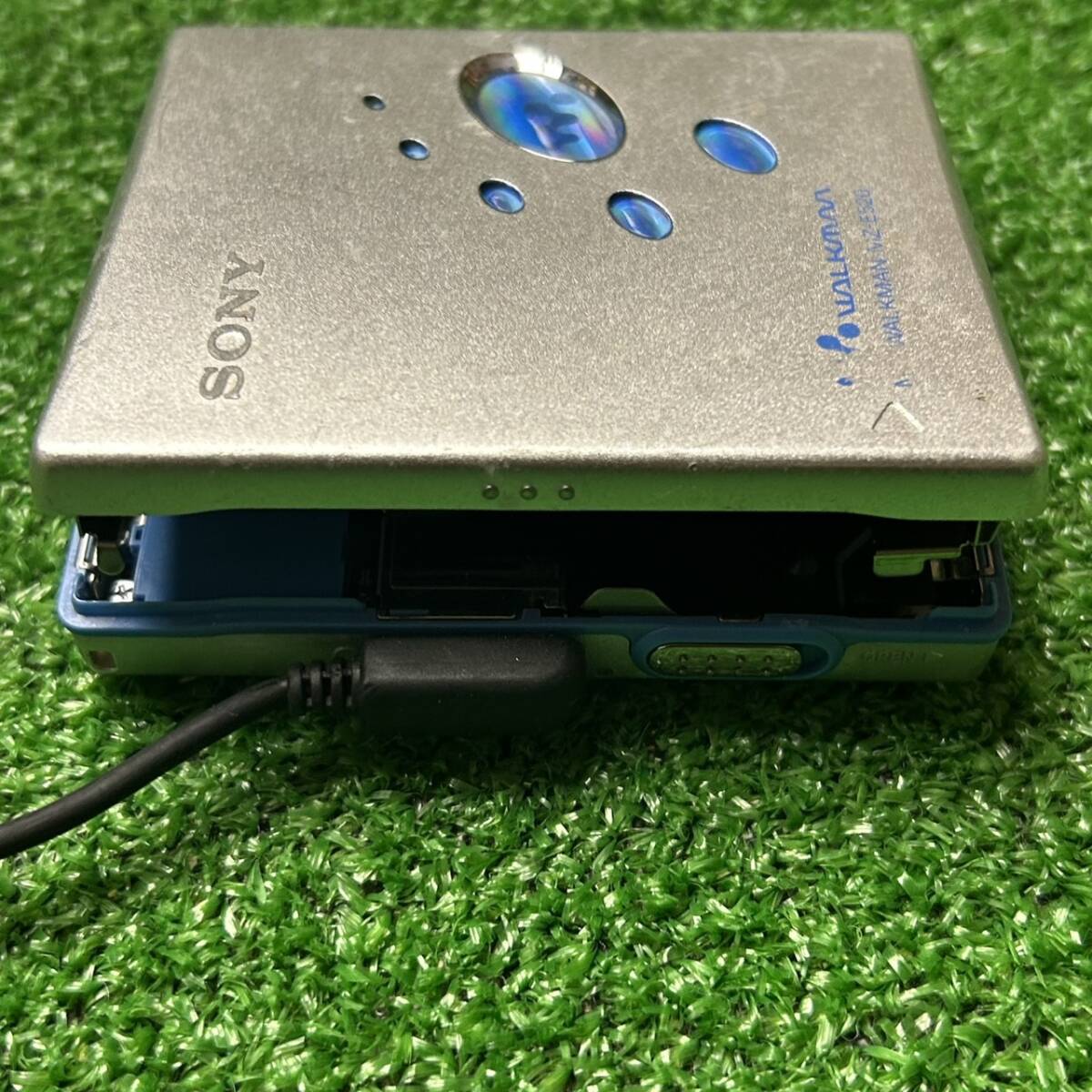 28 SONY MDウォークマン MZ-E520 ソニー WALKMAN ポータブルプレーヤー