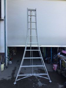 園芸 三脚のYahoo!オークション(旧ヤフオク!)の相場・価格を見る