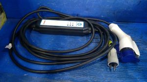 充電ケーブル 200vのYahoo!オークション(旧ヤフオク!)の相場・価格を
