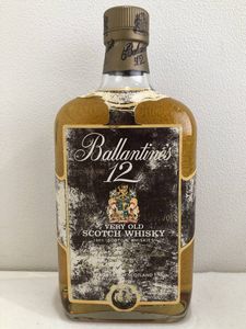 バランタイン 12年の平均価格は2,811円｜ウイスキーの価格相場・買取価格