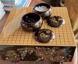 【最高級輪島塗】柳山作 牡丹蒔絵 文箱 未使用 梨地仕上げ 最高級輪島塗】柳山作 牡丹蒔絵 文箱 未使用 梨地仕上げ 柳山作の値段