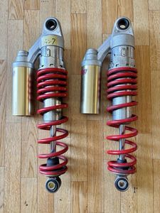 SHOWA リアサスペンションの値段と価格推移は？｜58件の売買データから