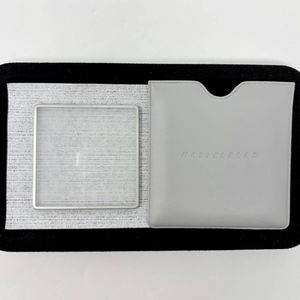 ハッセルブラッド スクリーンの値段と価格推移は？｜31件の売買データ