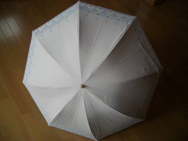 通販生活 カタログハウス Uvカット日傘 長傘タイプ ベージュ 日傘 売買されたオークション情報 Yahooの商品情報をアーカイブ公開 オークファン Aucfan Com