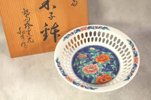 色鍋島 和泉作の値段と価格推移は？｜4件の売買データから色鍋島 和泉