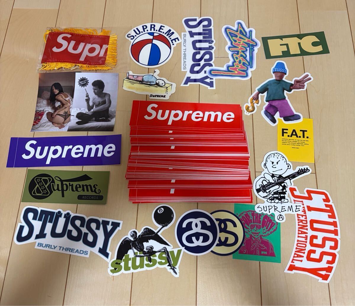 STUSSY ステッカーの値段と価格推移は？｜29件の売買データからSTUSSY