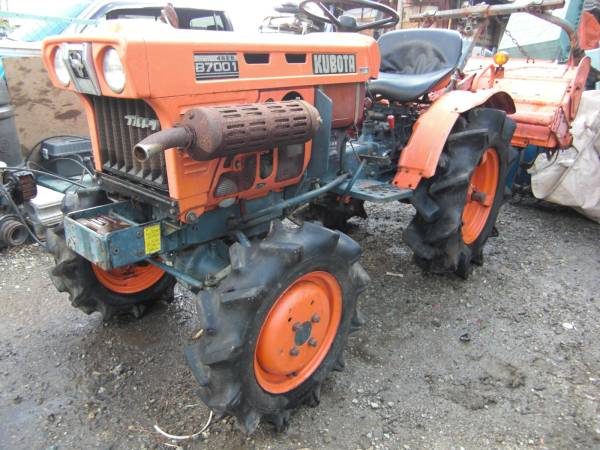 ☆彡kubota!!クボタ!トラクター!B7001！近県無料配達します！!ブルトラ