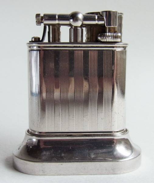 ☆dunhill・ダンヒル・古風な卓上置き型ライター・銀色☆(ダンヒル
