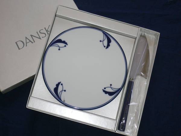 ☆新品☆【DANSK/ダンスク】陶器製チーズカッティングボード
