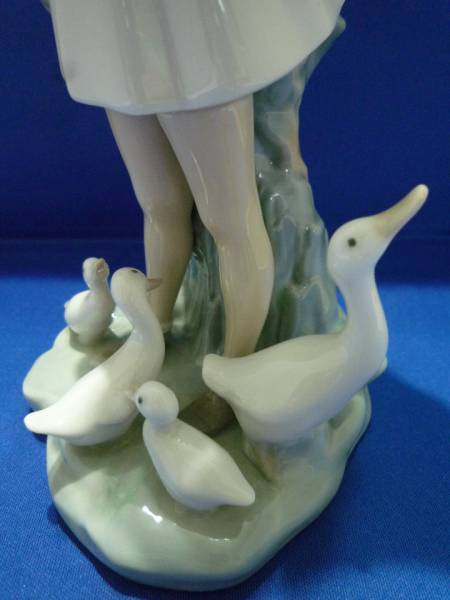 極美品 絶版 箱付】リヤドロ LLADRO 5202「少女と2匹のアヒル」 【公式