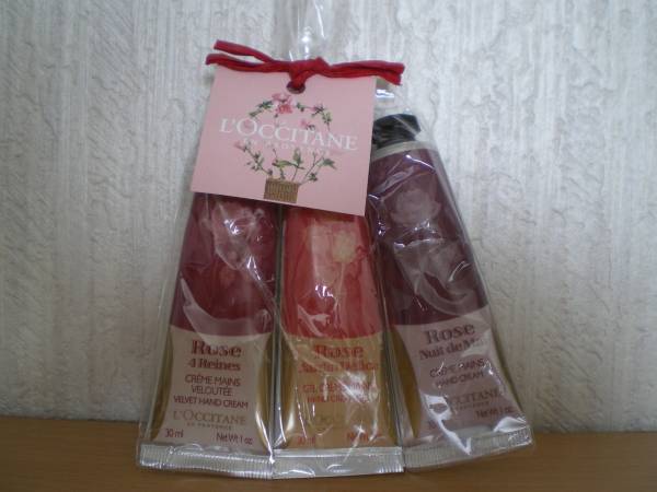 ◆ロクシタン　ローズ　ハンドクリームセット◆新品_1