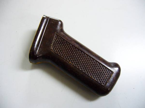 実物 ロシア製 AK用ベークライトグリップ 未使用新品 GHK_2