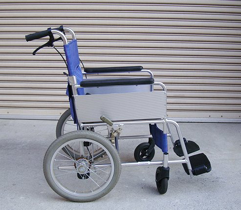 フランスベット アルミ製介助用車いす FB-K40標準型(介助用)｜売買され  