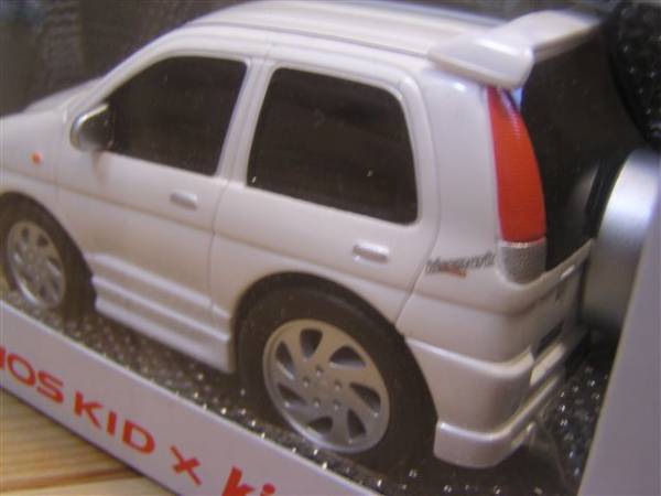 ダイハツ テリオス キッドx kissmark プルバックミニカー 非売品