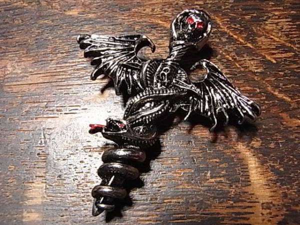 モトリークルー・ピンズ(非売品)