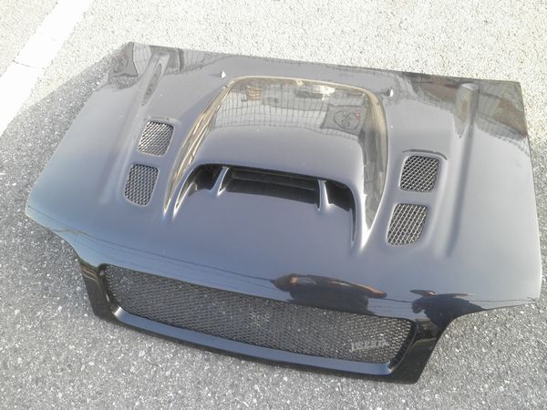 ジムニー jb23 スズキスポーツ FRPボンネット 塗装済み(フロント