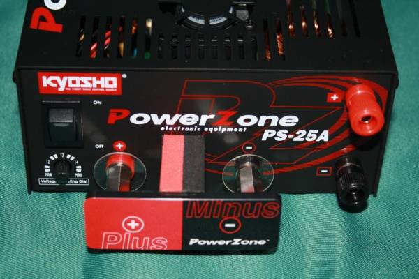 新品★安定化電源パワーゾーン12V25A★京商リポ充電器ラジコン_3