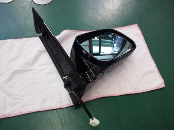 トヨタ アルファード 10系 後期 純正 ドアミラー一式　右側_2