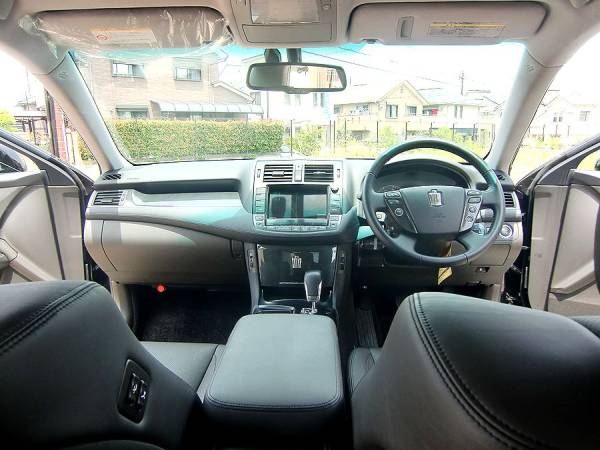 ☆H２１ｙクラウンＨＶ☆人気の２０２ブラック☆本革／HDDナビ☆_2