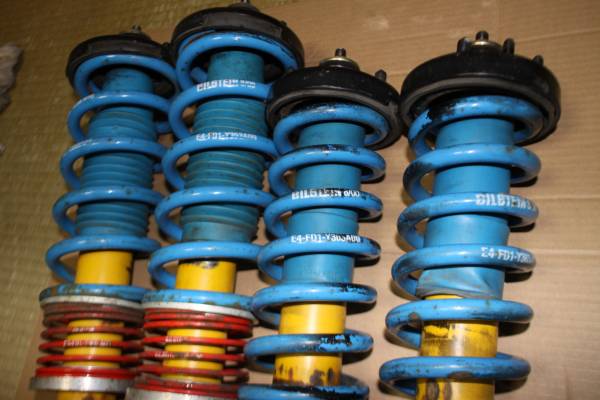 アコード Cl2 Cf6 Cf7 Ch9 Cf4 ビルシュタイン車高調キット サスペンションキット 一式 売買されたオークション情報 Yahooの商品情報をアーカイブ公開 オークファン Aucfan Com