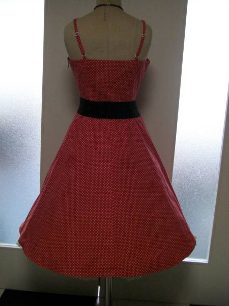 赤x白水玉ロカビリーワンピース 検50s60sサーキュラースカート Mサイズ 売買されたオークション情報 Yahooの商品情報をアーカイブ公開 オークファン Aucfan Com