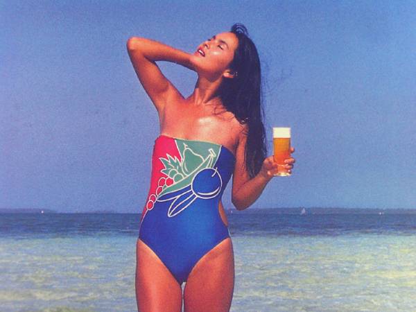 レア】山口智子 初代アサヒ生ビール 販促B2ポスター 昭和レトロ 水着