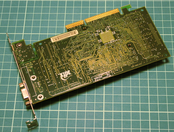 ●3Dfx Voodoo3 AGP_2