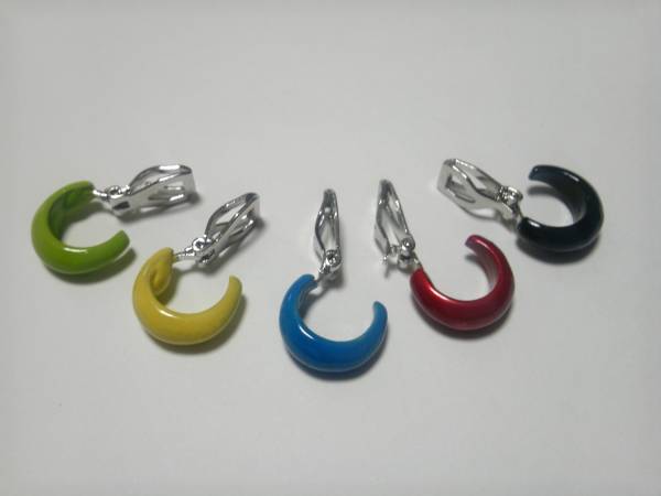 財前光ピアス風イヤリング５色b テニスの王子様 テニスの王子様 売買されたオークション情報 Yahooの商品情報をアーカイブ公開 オークファン Aucfan Com