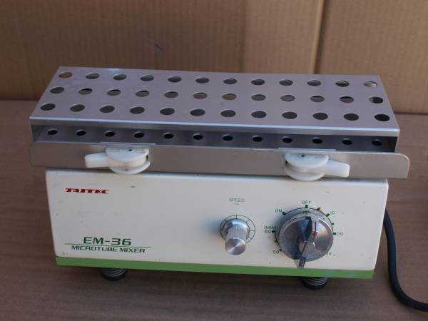 TAITEC EM-36小型マイクロチューブミキサー/シェーカー(科学