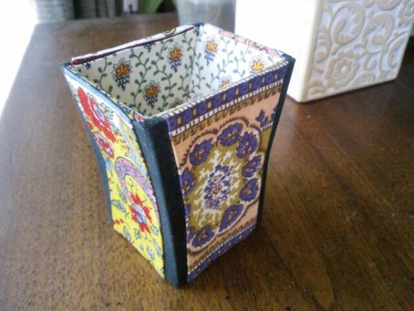 プロヴァンス・ソレイアード鉛筆・ペンめがね立カルトナージュ_1