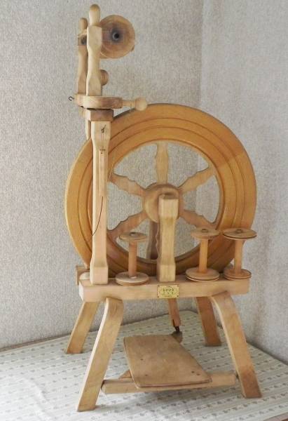 糸紡ぎ車 糸車 足踏み アンティーク 検 アシュフォード 編物 売買されたオークション情報 Yahooの商品情報をアーカイブ公開 オークファン Aucfan Com