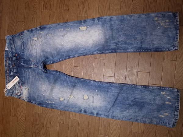 国内正規品 DIESELデニムSAFADO 0886Pディ 