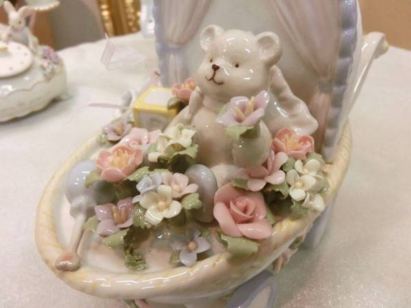 ポーセリン ベビーカー型オルゴール 陶器ベア ベア くまさん