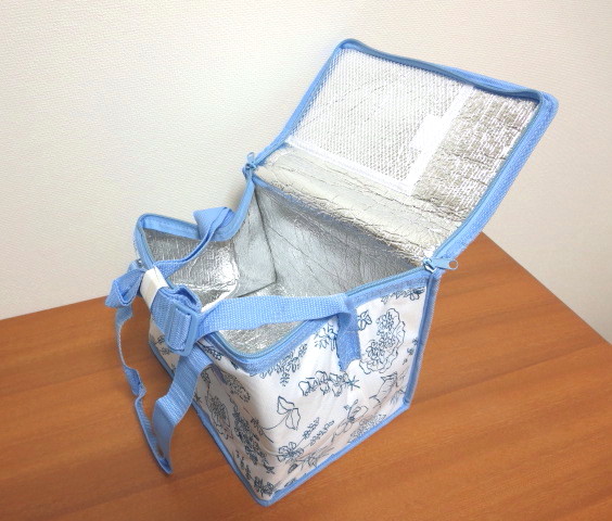 六花亭 クーラーバッグ 保冷バッグ クーラーバック ノベルティ 広告 ノベルティグッズ 売買されたオークション情報 Yahooの商品情報をアーカイブ公開 オークファン Aucfan Com