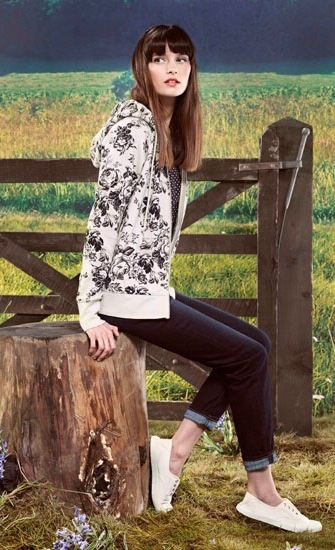 新品◇ユニクロCABBAGES&ROSESキャベジズ&ローゼズ パーカ 花柄  