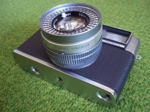 1963年発売YASHICA minimatic-S(ミニマチックS)F1.8/45mm(ヤシカ