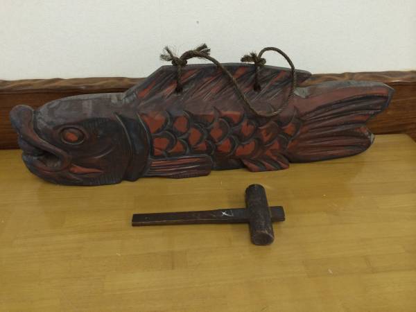 木製 魚板 魚鼓 大型83cm 約5.8kg 仏具 時代物 木魚 法具 古道具 木製