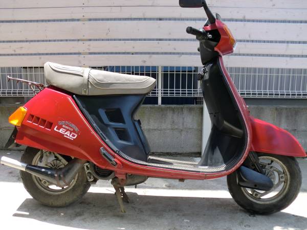 リード80▲実働！スクーター！HF01！値引き可能！早い者勝ち！ レア車リード80初期型HF01実働チャンバー、リアサスつき(51cc-125cc