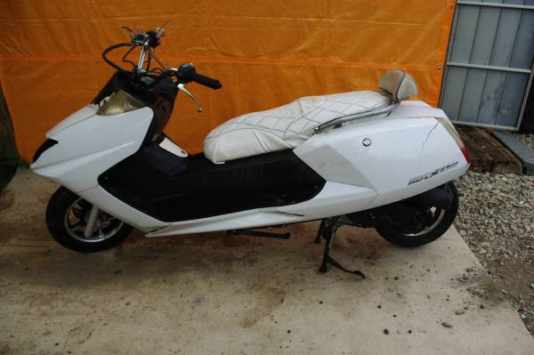 ☆中国製50cc マックシム マキシム マグザム似 不動☆(オートバイ車体 ☆中国製50cc マックシム マキシム マグザム似 不動☆(オートバイ車体