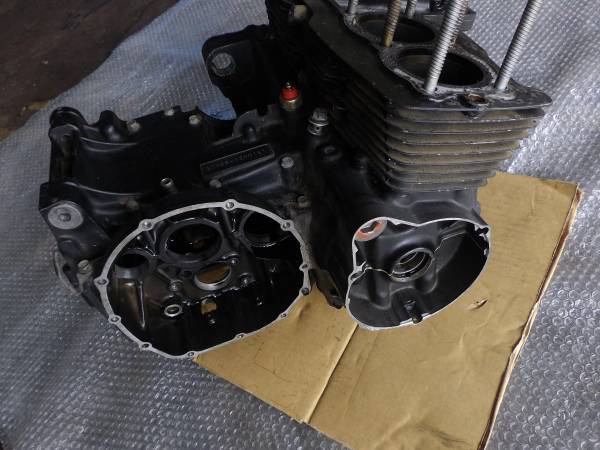 CB1100R！クランクケース＆シリンダー（SC05E，CB1100F，CB750F