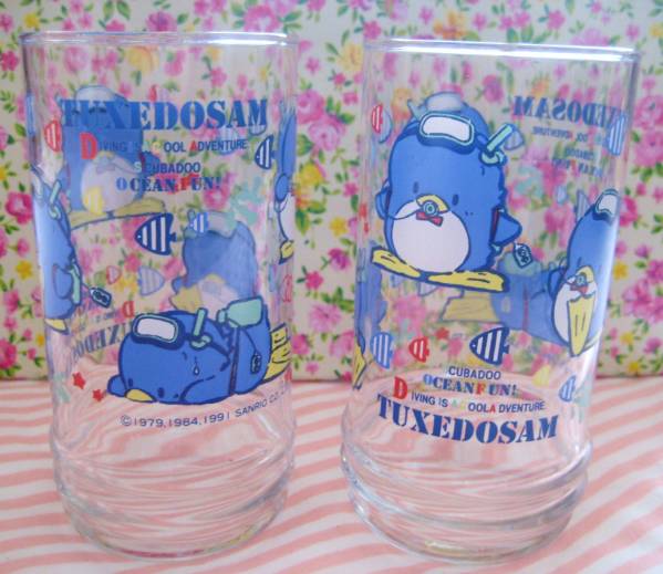 新品③タキシードサム☆グラス2個セット☆レトロ☆コップ(サンリオ