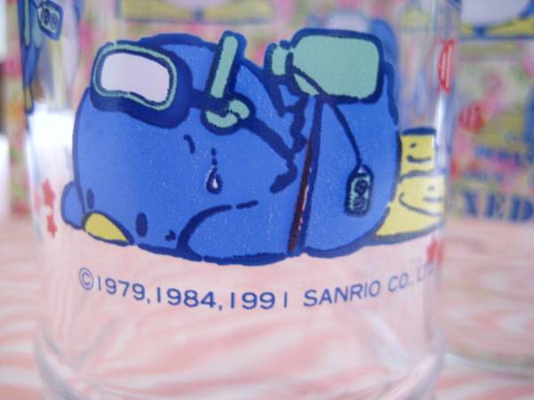 新品③タキシードサム☆グラス2個セット☆レトロ☆コップ(サンリオ