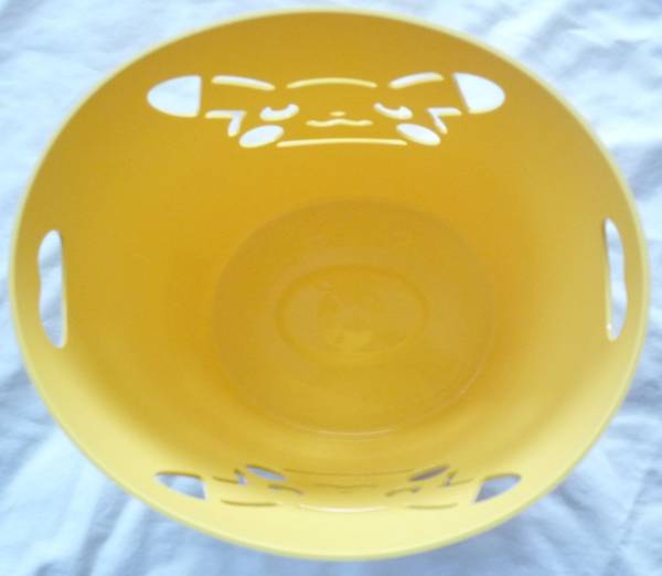 ポケモンセンター限定 ピカチュウ 黄色 マルチバケツ ごみ箱