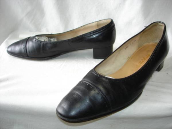 日本製 Actika Lady 本革パンプス 24.5cmEEE 黒(中古 日本製 Actika Lady 本革パンプス 24.5cmEEE 黒(中古