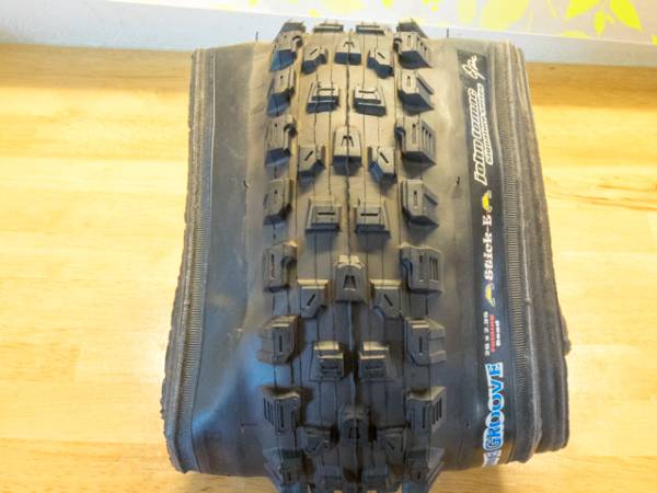 Kenda Blue Groove 26 2 35 ケンダ ブルーグルーブ 26インチ 売買されたオークション情報 Yahooの商品情報をアーカイブ公開 オークファン Aucfan Com