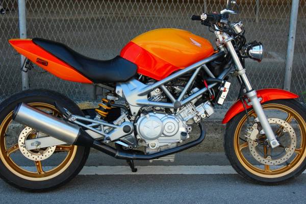 VTR250 ストリートファイター風 【公式通販】