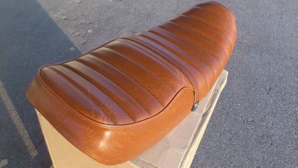 新品】Z1 Z2 タックロールシート 茶色 アンコ抜き(社外品)｜売買された